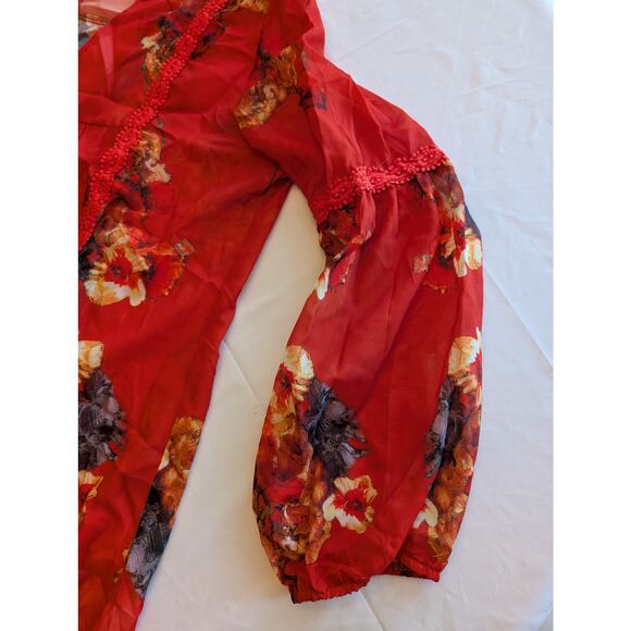 NWT Red Floral Print Tunic‎ Top Crochet Trimmed Boho Style Long Sleeve Blouse - Picture 2 of 7
